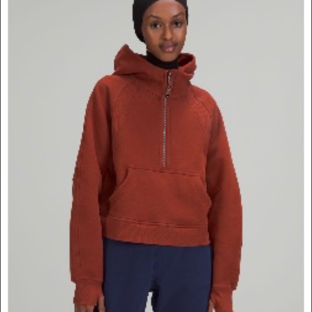 Lululemon 1/2 zip scuba